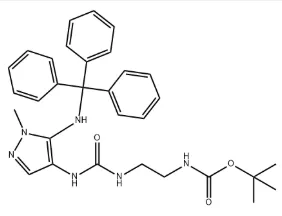 N-[2-[[[[1-Metil-5-[(trifenil-metil)amino]-1H-pirazol-4-il]amino]karbonil]amino]etil]karbaminsav-terc-butil-észter CAS-szám:689293-69-4